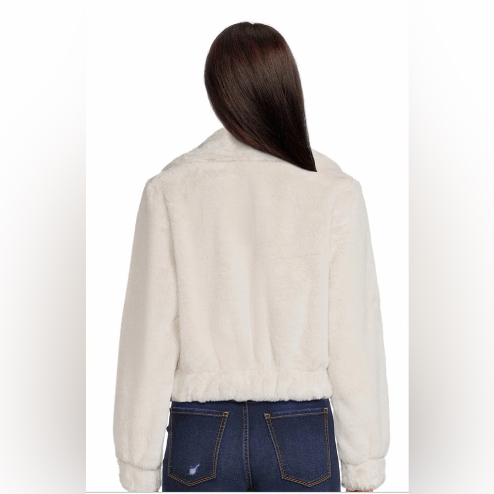 🤍 No Boundaries Faux Fur Bomber Jacket – Size XXL (19) - Picture 3 of 7